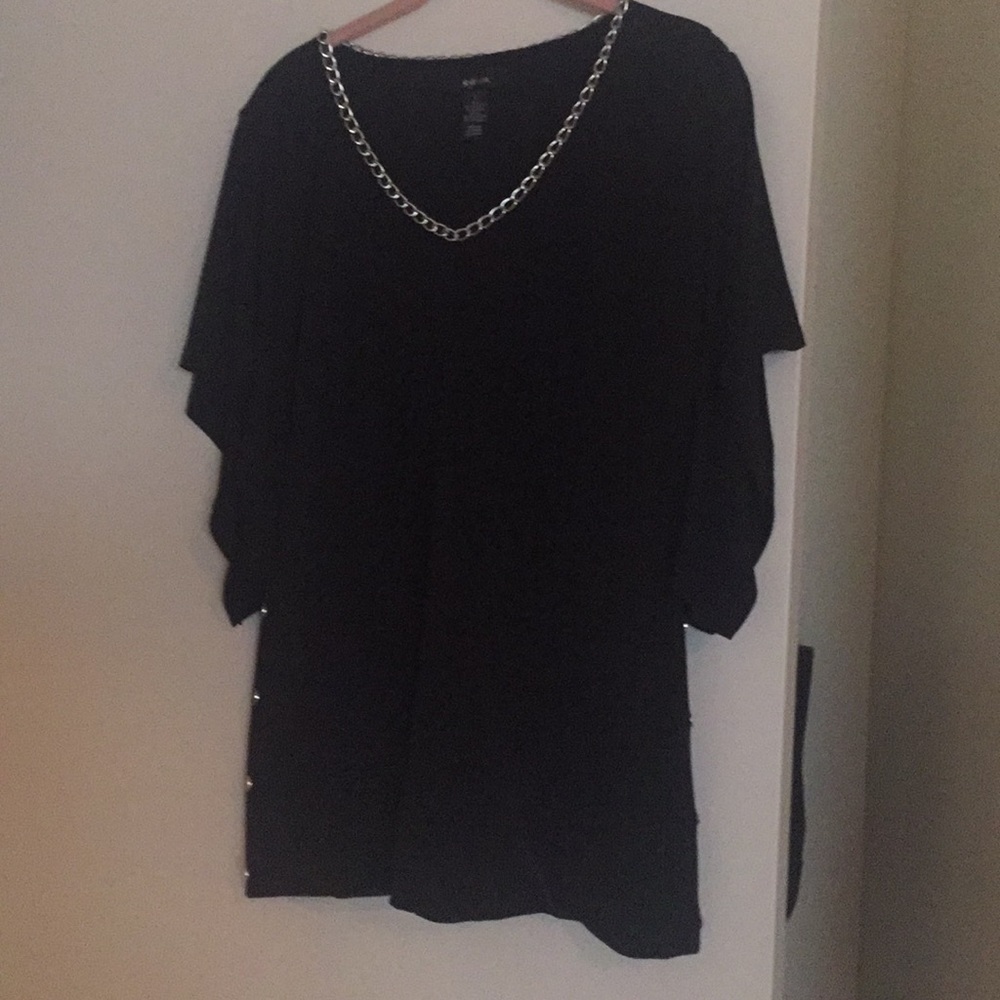 Black V neck blouse with silver attached chain
